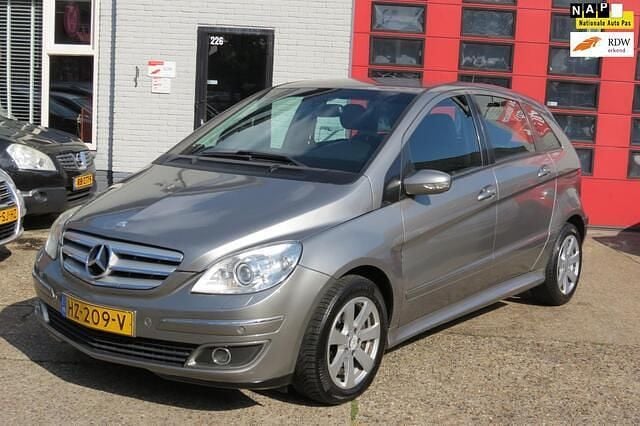 Grijs Gebruikt 2008 Mercedes B200 MPV | € 4.250 (Goede deal) - Afbeelding 1/4