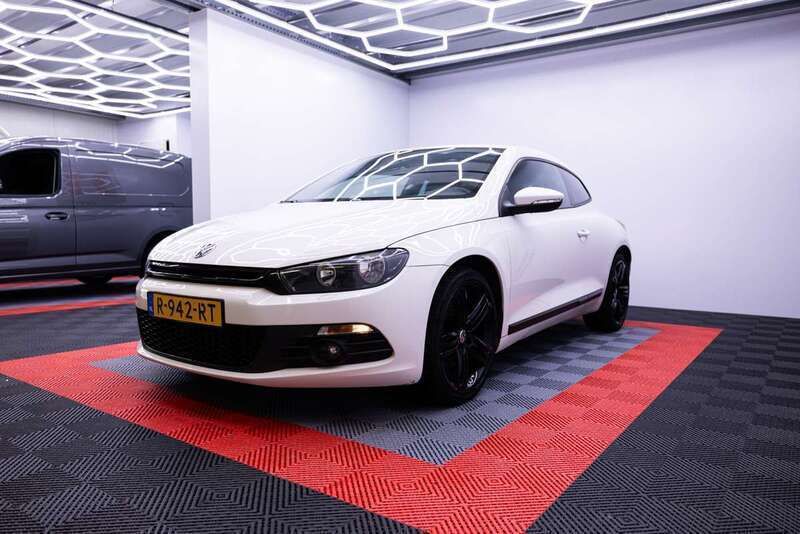 Wit Gebruikt 2010 VW Scirocco Highline Coupé | € 5.150 (Goede deal) - Afbeelding 1/4