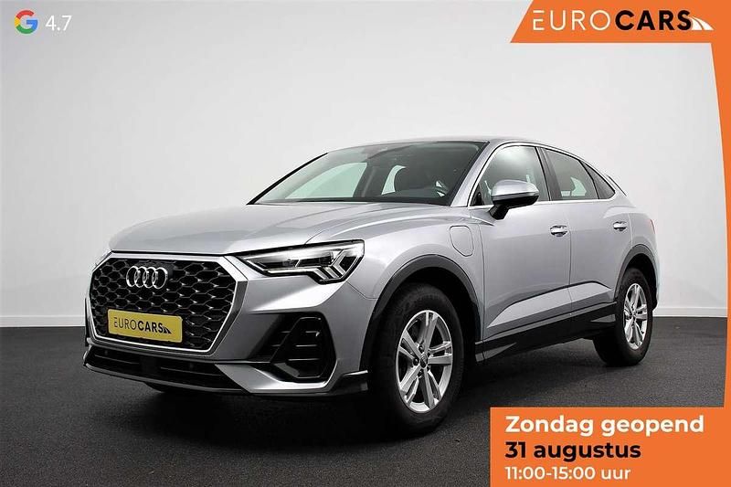 Grijs Gebruikt 2021 Audi Q3 Sportback SUV | € 33.940 (Eerlijke prijs) - Afbeelding 1/4