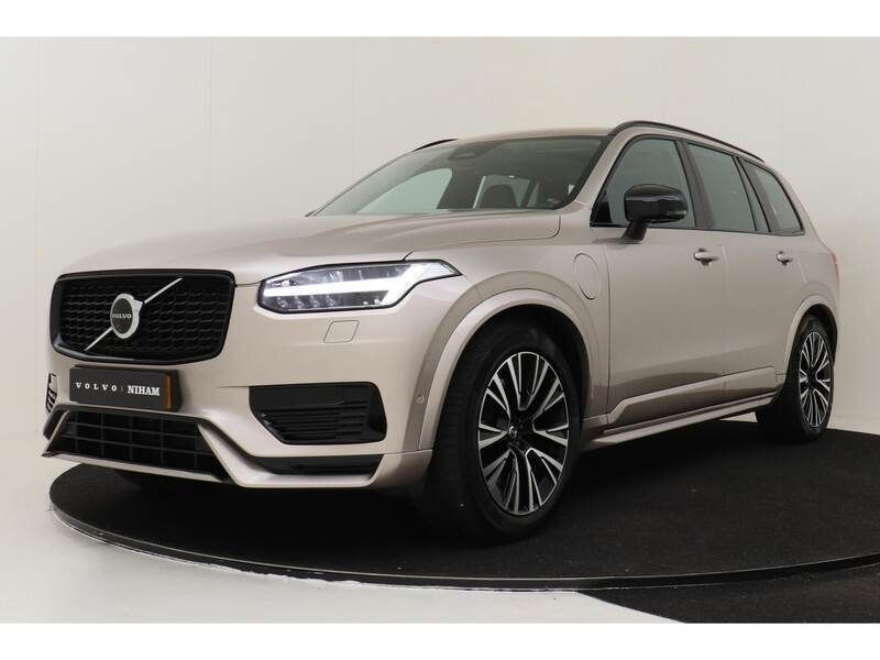 Grijs Gebruikt 2024 Volvo XC90 Ultimate SUV | € 72.890 (Eerlijke prijs) - Afbeelding 1/4