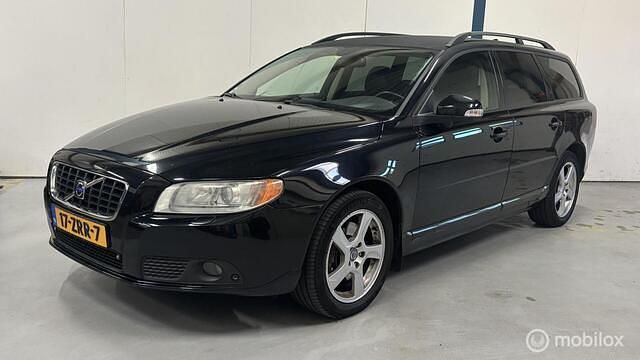 Zwart Gebruikt 2008 Volvo V70 Summum Stationwagen | € 5.945 (Iets duurder) - Afbeelding 1/4