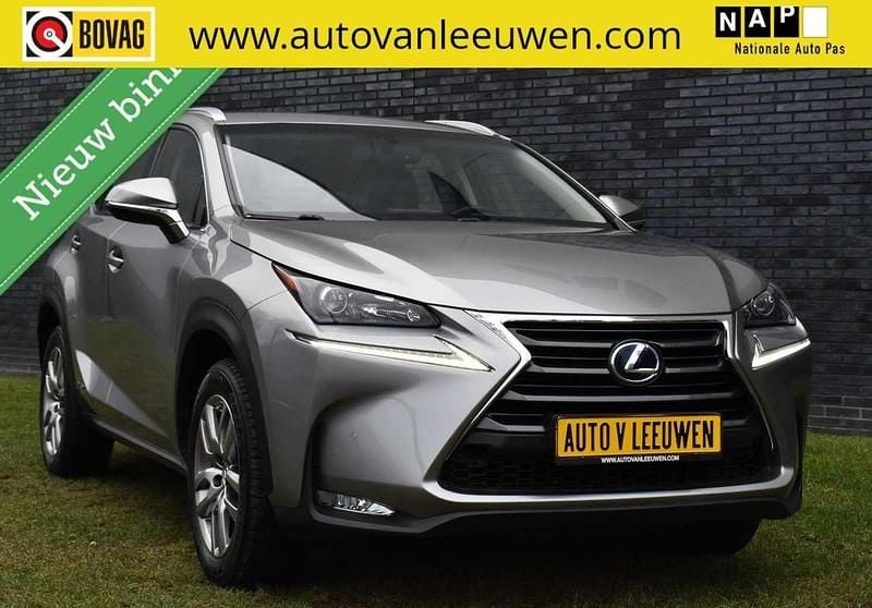 Grijs Occasion 2017 Lexus NX300h Luxury Line SUV | € 24.925 (Super prijs) - Afbeelding 1/4