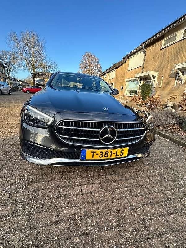 Occasion Mercedes E300 194 PK (142 kW) 2020 Grijs Stationwagen