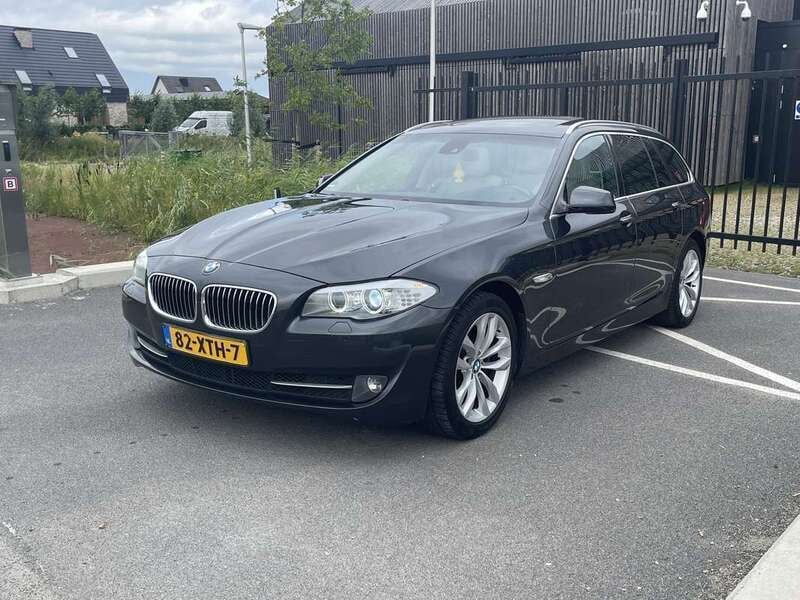 Grijs Gebruikt 2011 BMW 523 Executive Stationwagen | € 9.950 (Eerlijke prijs) - Afbeelding 1/4