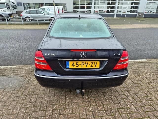 Occasion Mercedes E280 Elegance 177 PK (130 kW) 2005 Blauw Sedan