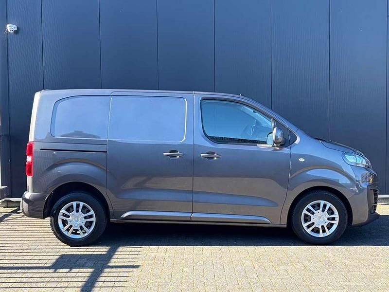 Occasion Citroën Jumpy 123 PK (90 kW) 2017 Grijs (metallic) MPV