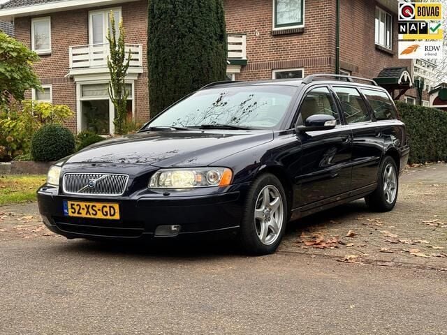 Blauw Gebruikt 2007 Volvo V70 Stationwagen | € 4.450 (Eerlijke prijs) - Afbeelding 1/4