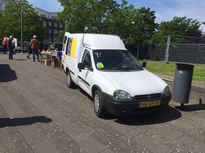 Wit Gebruikt 1996 Opel Combo MPV | € 600 - Afbeelding 1/4