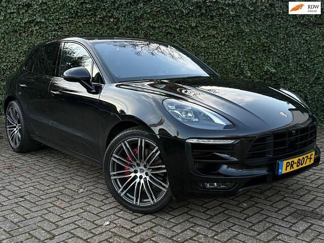 Zwart Occasion 2016 Porsche Macan Turbo Sport SUV | € 39.995 (Goede deal) - Afbeelding 1/4