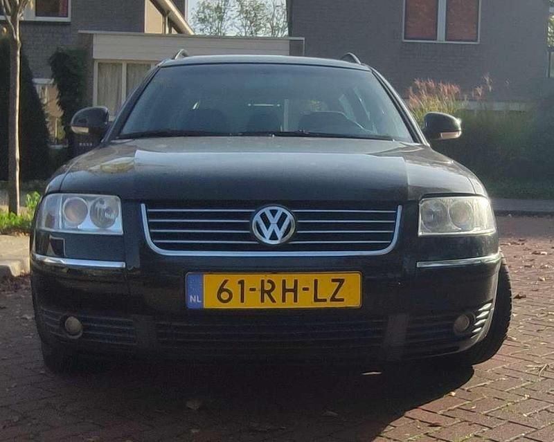 Gebruikt 2005 VW Passat Stationwagen | € 600 (Super prijs) - Afbeelding 1/4