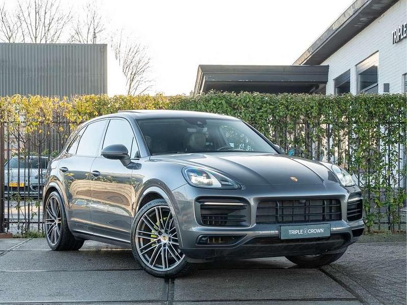 Grijs Occasion 2019 Porsche Cayenne Sport SUV | € 61.950 (Eerlijke prijs) - Afbeelding 1/4