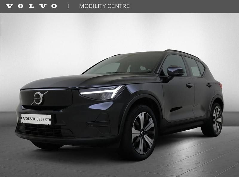 Zwart Gebruikt 2022 Volvo XC40 Plus SUV | € 29.935 (Super prijs) - Afbeelding 1/4