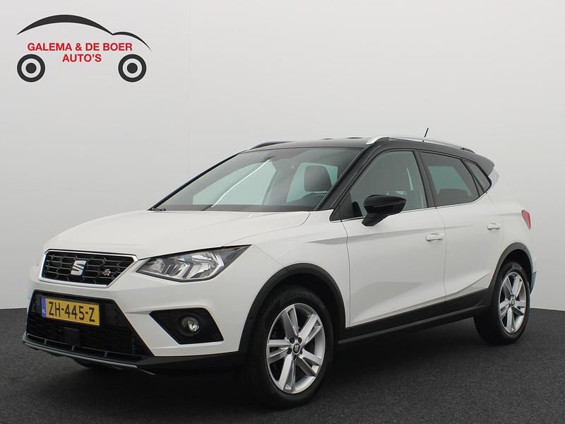 Wit Gebruikt 2019 Seat Arona Business SUV | € 18.183 (Iets duurder) - Afbeelding 1/4