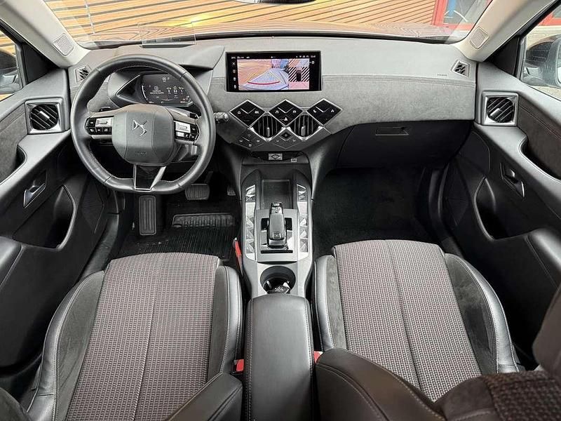 Occasion DS Automobiles DS3 Crossback Performance 131 PK (96 kW) 2024 Grijs SUV
