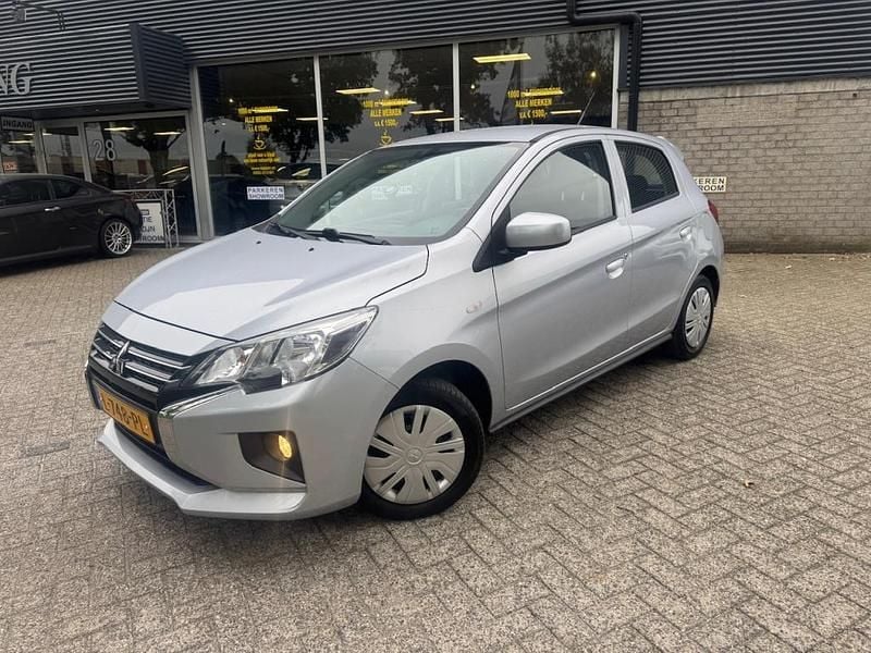 Grijs Gebruikt 2021 Mitsubishi Space Star Hatchback | € 8.750 (Goede deal) - Afbeelding 1/4