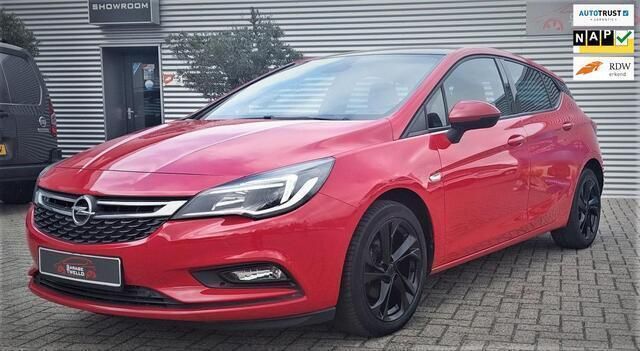 Rood Gebruikt 2016 Opel Astra Edition Hatchback | € 11.450 (Eerlijke prijs) - Afbeelding 1/4