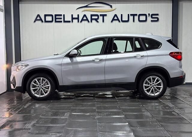 Zilver, metallic lak Gebruikt 2019 BMW X1 Executive SUV | € 23.950 (Super prijs) - Afbeelding 1/3