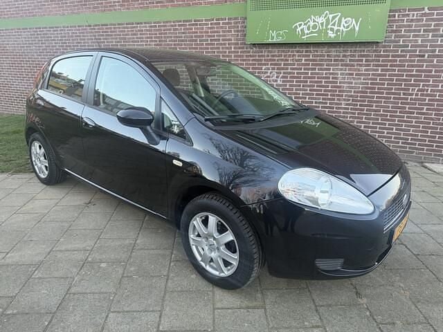 Occasion Fiat Grande Punto Dynamic 95 PK (69 kW) 2007 Zwart (metallic) Hatchback