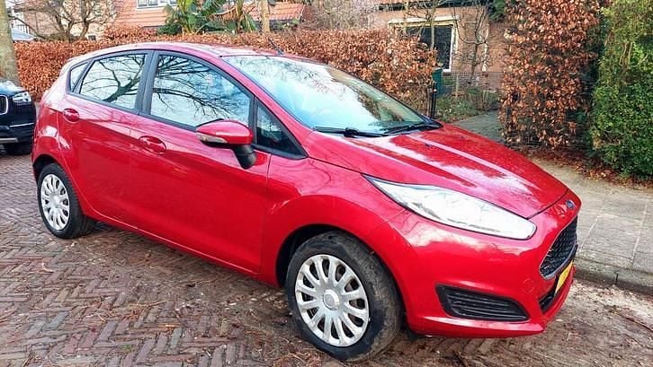 Occasion 2016 Ford Fiesta Hatchback | € 7.000 (Super prijs) - Afbeelding 1/4