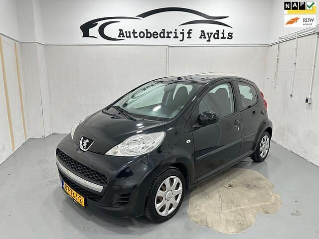 Zwart Gebruikt 2012 Peugeot 107 Hatchback | € 3.499 (Goede deal) - Afbeelding 1/4