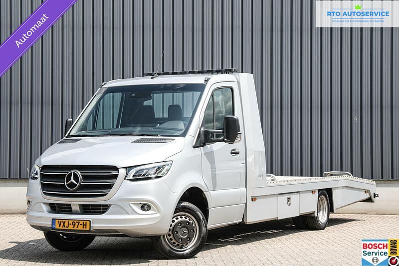 Zilver Occasion 2023 Mercedes Sprinter Van | € 67.500 - Afbeelding 1/4