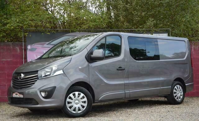 Grijs Gebruikt 2016 Opel Vivaro Van | € 23.990 - Afbeelding 1/4