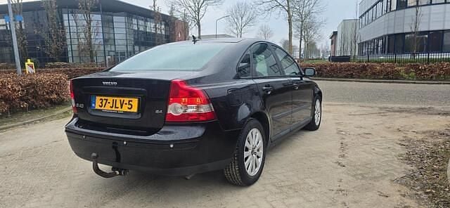 Occasion Volvo S40 Momentum 140 PK (102 kW) 2004 Zwart Sedan