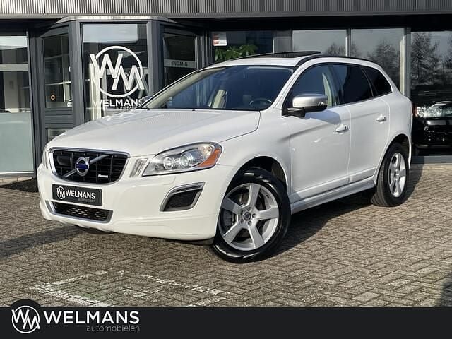 Wit Occasion 2011 Volvo XC60 R-Design SUV | € 21.950 (Duur) - Afbeelding 1/4