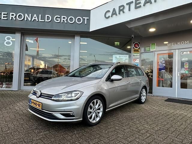 Occasion VW Golf VIII Highline 131 PK (96 kW) 2020 Grijs Stationwagen
