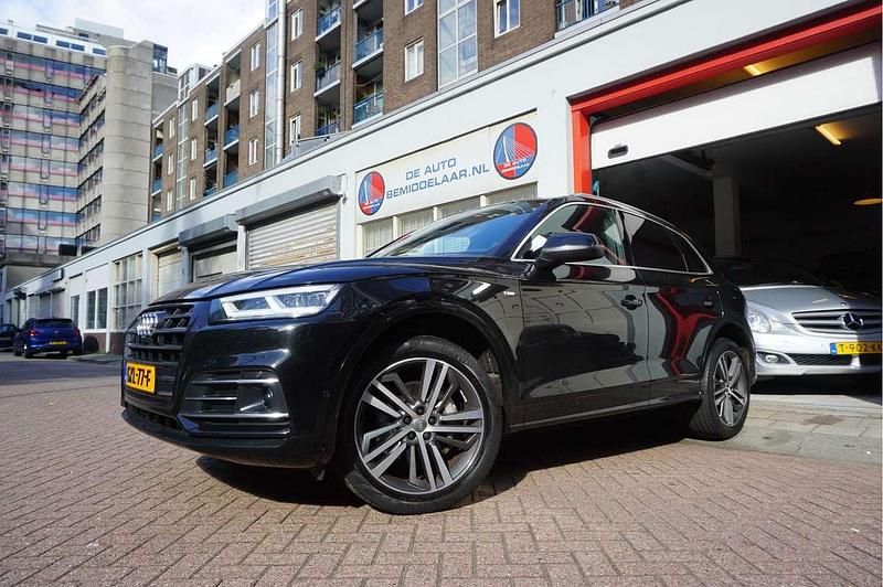 Zwart Gebruikt 2020 Audi Q5 Competition SUV | € 40.940 (Super prijs) - Afbeelding 1/4