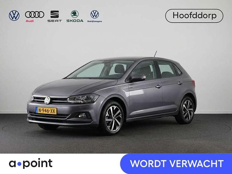 Grijs Occasion 2021 VW Polo Life Hatchback | € 17.949 (Iets duurder) - Afbeelding 1/3