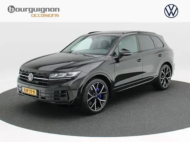 Zwart Nieuw 2025 VW Touareg R-line SUV | € 98.850 (Eerlijke prijs) - Afbeelding 1/4