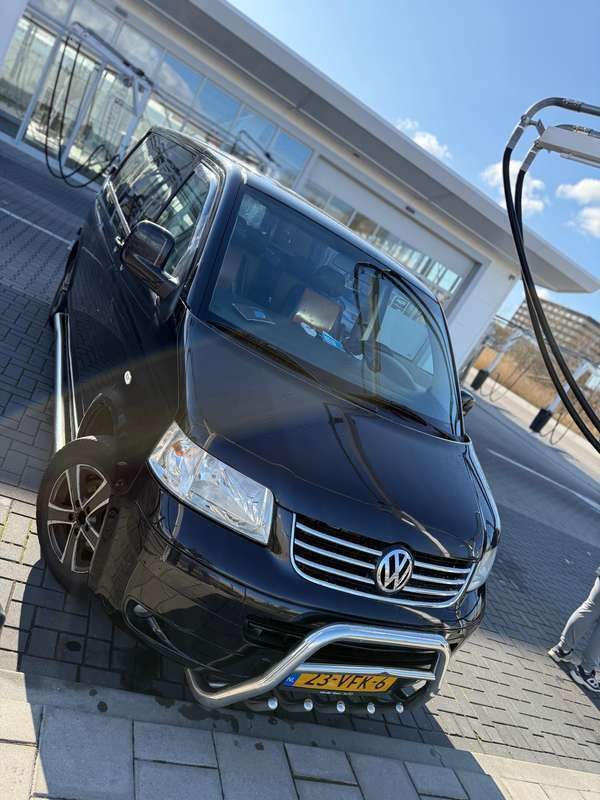 Zwart Gebruikt 2007 VW T5 Van | € 6.500 (Goede deal) - Afbeelding 1/4