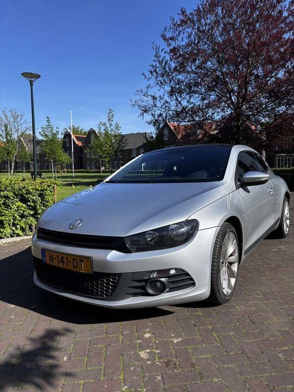Grijs Gebruikt 2009 VW Scirocco Coupé | € 6.000 (Goede deal) - Afbeelding 1/4