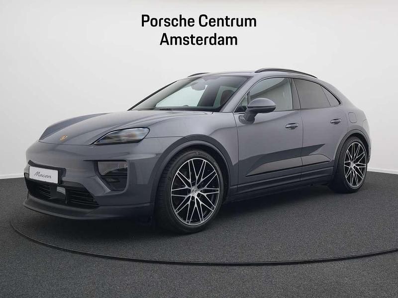 Grijs Nieuw 2025 Porsche Macan SUV | € 110.651 (Super prijs) - Afbeelding 1/4