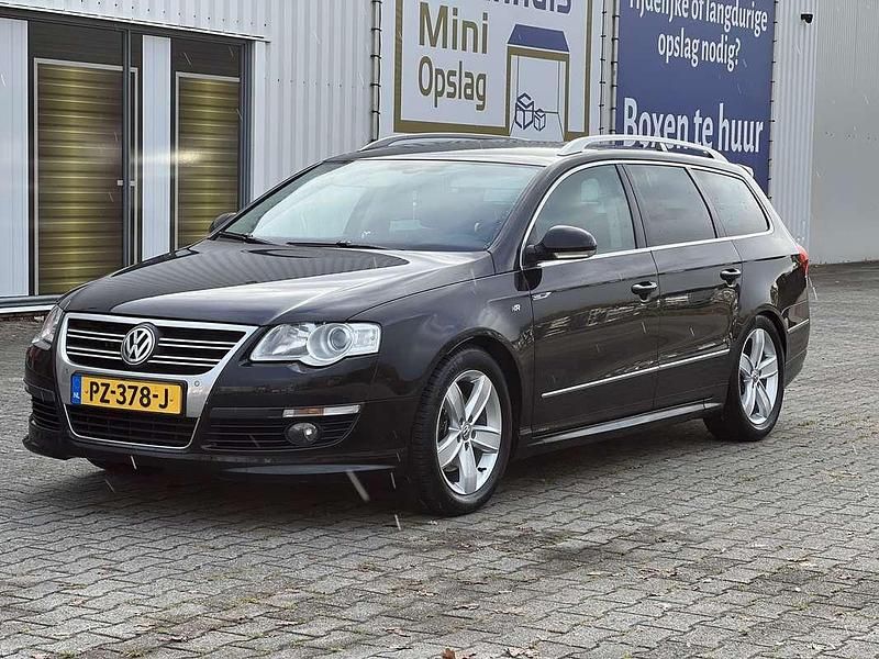 Gebruikt 2010 VW Passat R-line Edition Sedan | € 8.000 (Duur) - Afbeelding 1/4