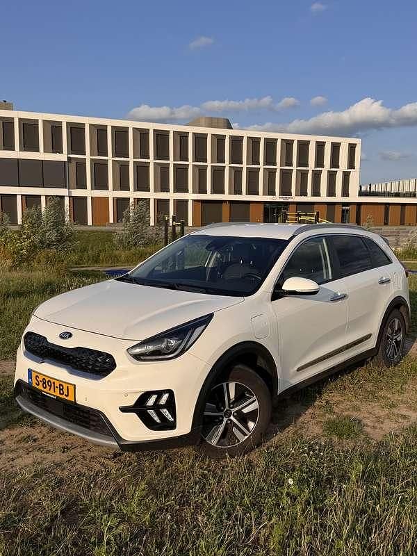 Wit Gebruikt 2020 Kia Niro SUV | € 19.500 (Goede deal) - Afbeelding 1/4