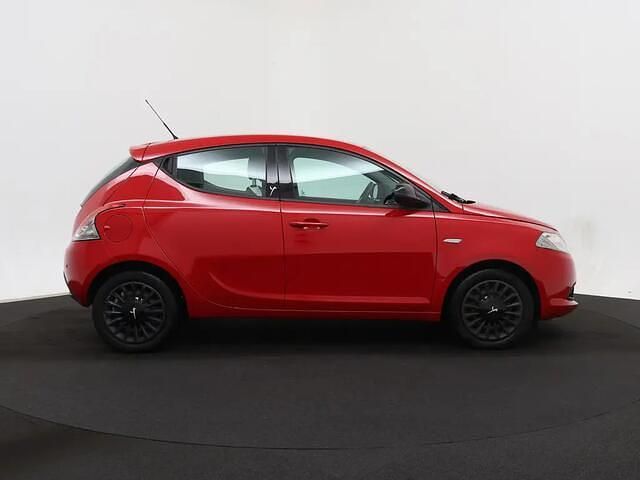 Occasion Lancia Ypsilon 82 PK (60 kW) 2014 Rood Hatchback