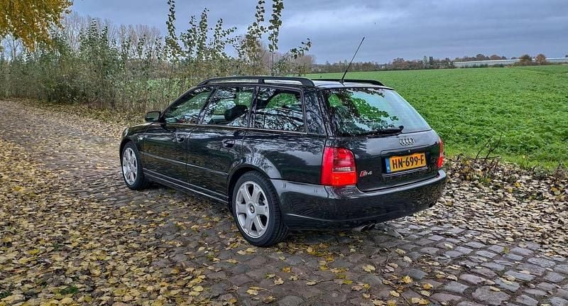 Gebruikt 2000 Audi S4 Stationwagen | € 9.500 - Afbeelding 1/4