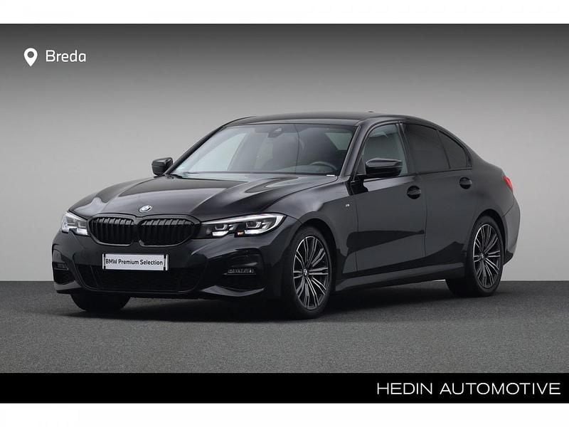 Zwart Occasion 2021 BMW 320 Executive Sedan | € 31.880 (Goede deal) - Afbeelding 1/4