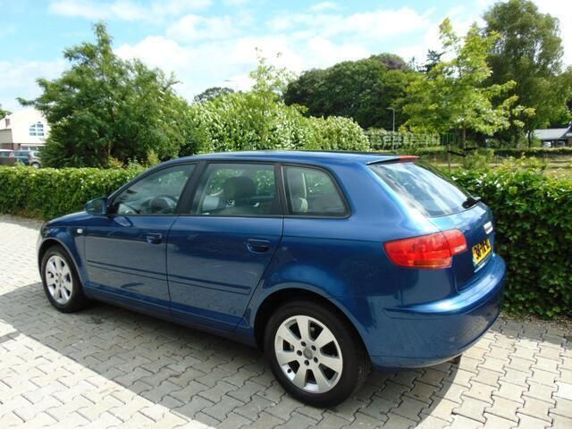 Occasion Audi A3 Sportback Ambiente 116 PK (85 kW) 2006 Blauw, metallic lak Hatchback