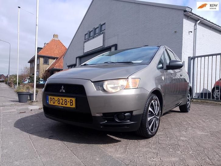 Gebruikt 2009 Mitsubishi Colt | € 1.444 - Afbeelding 1/4
