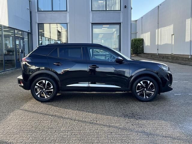 Occasion Peugeot 2008 Allure 131 PK (96 kW) 2022 Zwart SUV