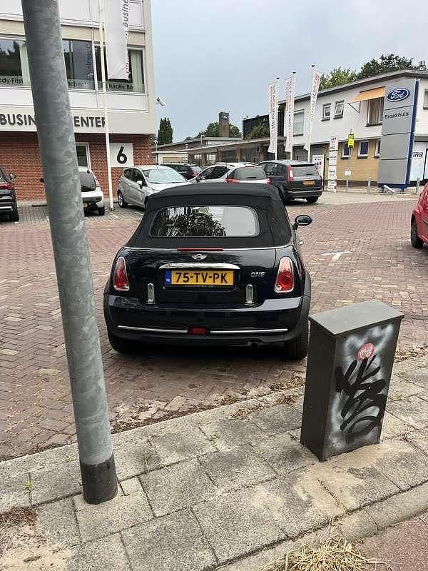 Occasion Mini ONE Pepper 90 PK (66 kW) 2007 Zwart Hatchback