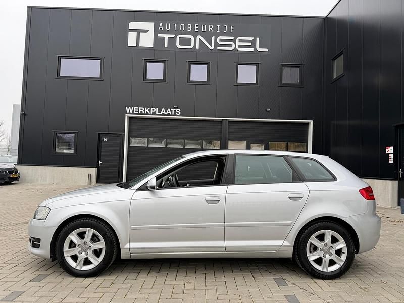 Occasion Audi A3 Attraction 105 PK (77 kW) 2010 Grijs Hatchback