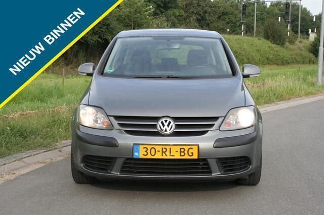 Grijs Gebruikt 2005 VW Golf Plus MPV | € 2.649 (Eerlijke prijs) - Afbeelding 1/4