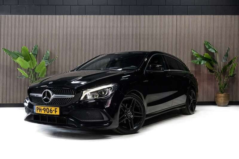 Zwart Gebruikt 2017 Mercedes CLA180 Shooting Brake Business Stationwagen | € 18.450 (Iets duurder) - Afbeelding 1/4