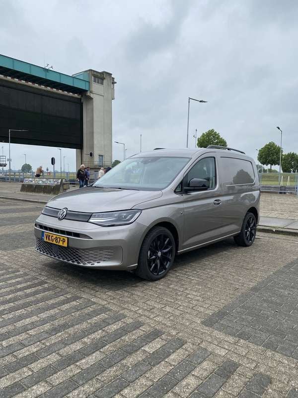 Geel Gebruikt 2021 VW Caddy Edition MPV | € 18.000 (Goede deal) - Afbeelding 1/4