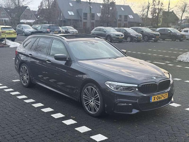 Occasion 2018 BMW 530 Sport Line Stationwagen | € 17.000 (Eerlijke prijs) - Afbeelding 1/4