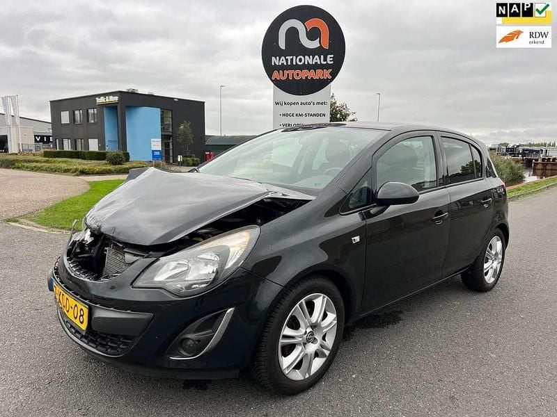 Zwart Gebruikt 2014 Opel Corsa Design Edition Hatchback | € 3.999 (Super prijs) - Afbeelding 1/4